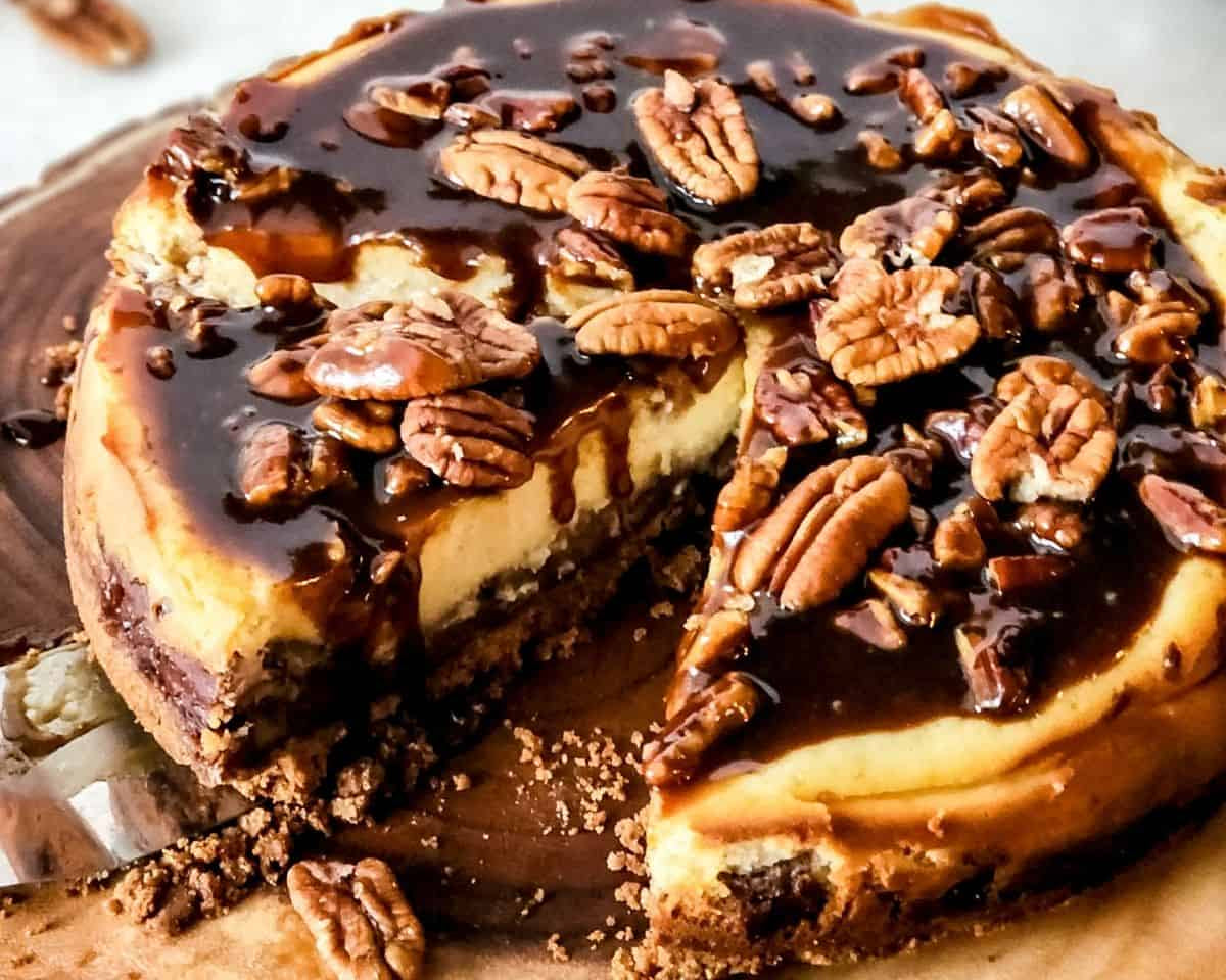 Pecan and Chocolate Cheesecake